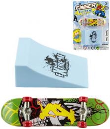 Skateboard prstov set s rampou rzn druhy plast na kart - zvtit obrzek